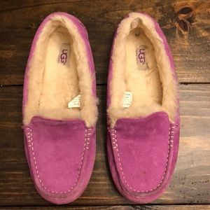 UGG Ansley suede moccasin slipper pink